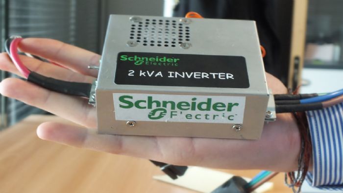 Η Schneider Electric 2η στο Little Box Challenge